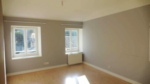 APPARTEMENT T2 480 € – Beaujeu