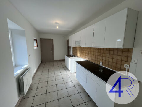 APPARTEMENT T2 RENOVE 600 € CC – Régnié-Durette