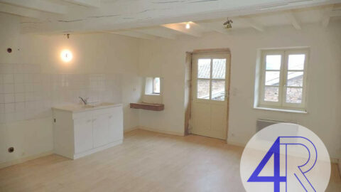 T2 REGNIE-DURETTE 480 € CC – Régnié-Durette