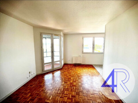 STUDIO avec garage – Lyon