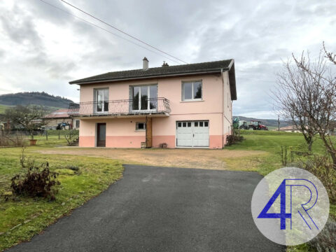 Maison T4 sur sous-sol avec jardin 923 € CC – Saint-Didier-sur-Beaujeu