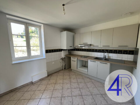 Appartement T4 + Garage 892 € CC – Montmerle-sur-Saône
