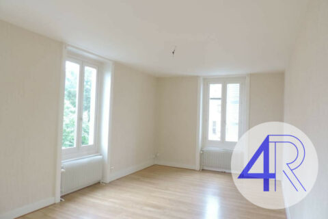 APPARTEMENT T4 avec terrasse 1056 € CC – Saint-Lager
