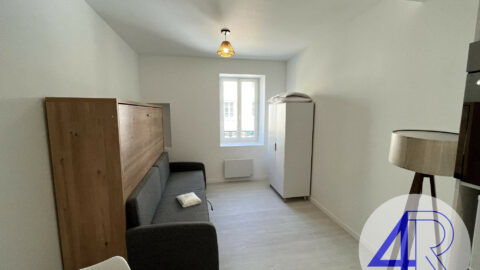 Studio meublé neuf 430 € CC – Belleville-en-Beaujolais