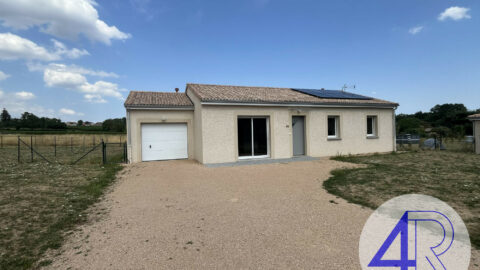 Maison neuve T4 Saint Amour Bellevue 1303 € CC – Saint-Amour-Bellevue
